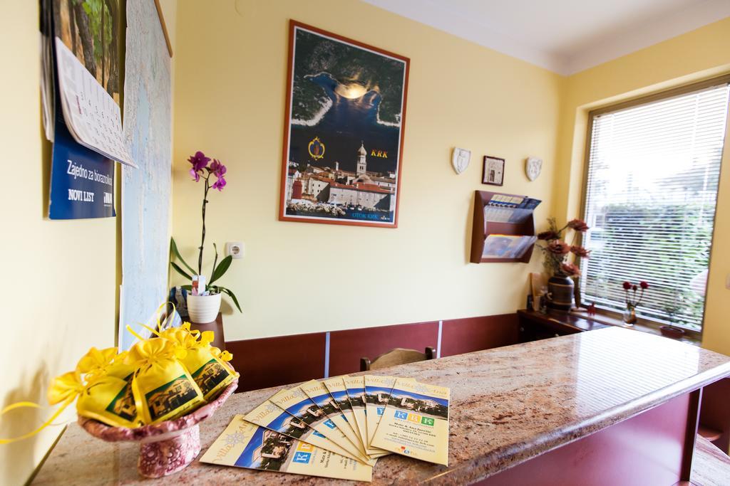 Apartments Villa Ana Krk Town Zewnętrze zdjęcie