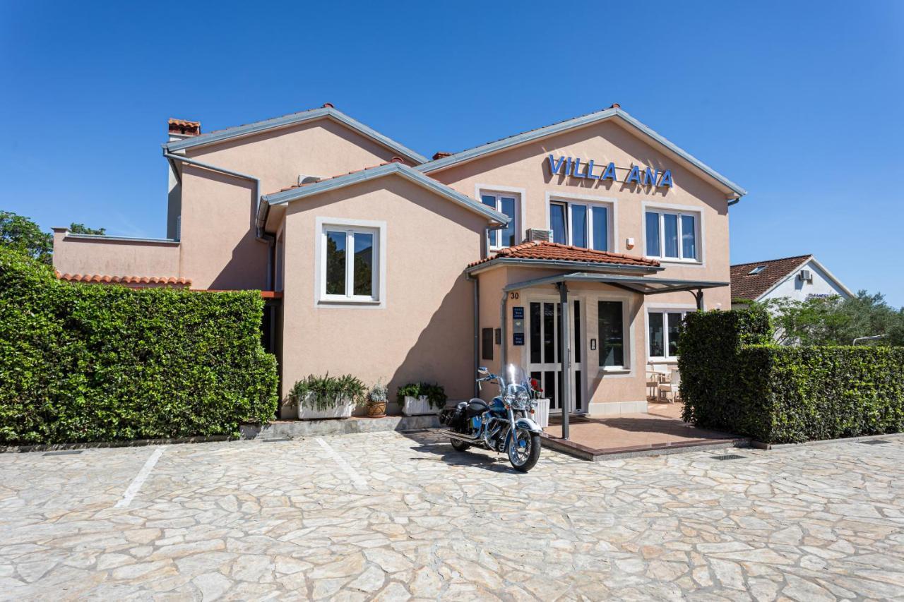 Apartments Villa Ana Krk Town Zewnętrze zdjęcie